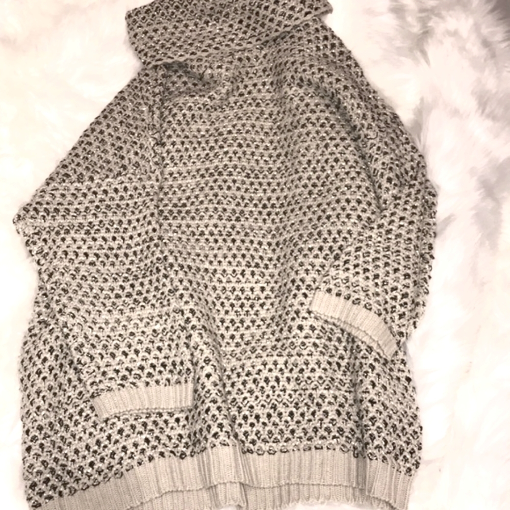Brand new ! Lucky Brand cowl neck cream/ Black - Picture 2 of 3